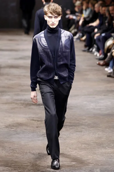 Look 47